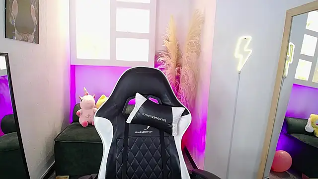 melodyy_as webcam