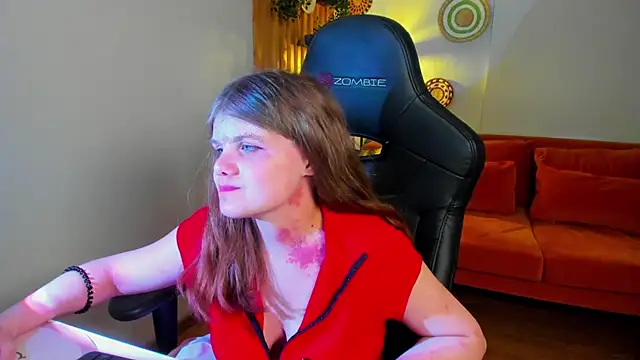 ChloeHalses webcam