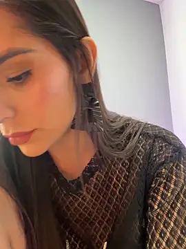 Mau_White webcam