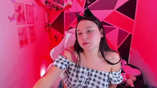 little_emma0 webcam