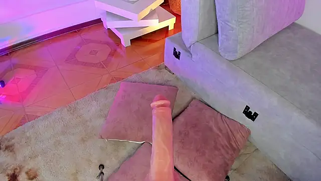 Amelie_Wine webcam