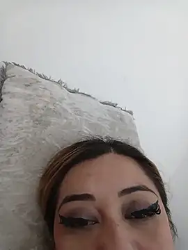 LatexDevil_Blondie webcam
