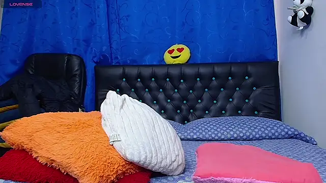 Melikasweetz webcam