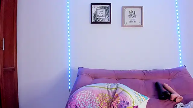 selena_jhonson webcam