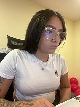 Alyha_Cortes webcam