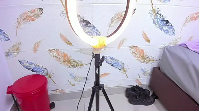 monicamoon303av webcam