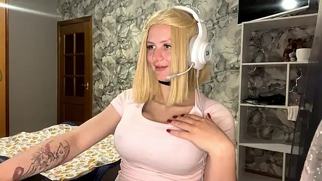 VictorinaKatzer webcam