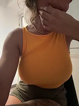 SelineVelvet webcam