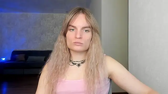 milliKira006 webcam
