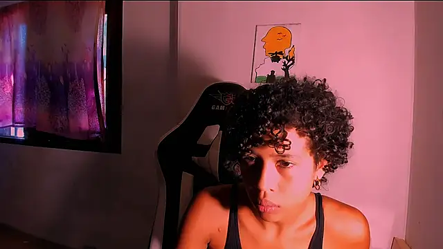bad_girl_xxx webcam