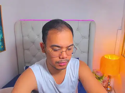 AsianZero webcam