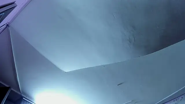 Yaluz_Naugthy webcam