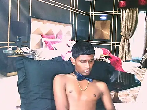 IndianThuggin webcam
