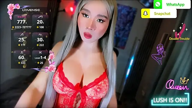 xBigSurpriseLorainex webcam
