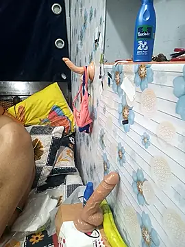 tina8th (F young) - Full nude fingering on live