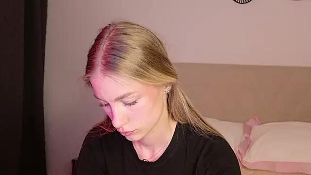 GabriellaOlsen webcam