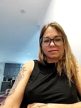 Couple_qc webcam