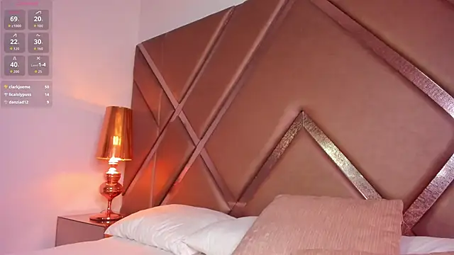 scarlethcollins_ webcam