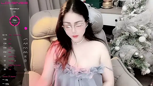 Monica-666888- webcam