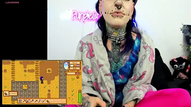 Purple_Coffin666 webcam