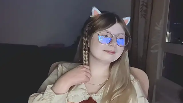 YukiBlush webcam