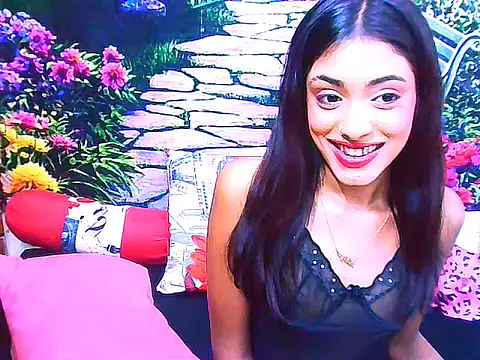 IndianPretty14u2Luv webcam