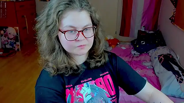 sashy_way (F young) - show belly <3