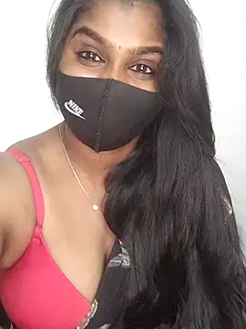 Tamil_Azhaghi webcam