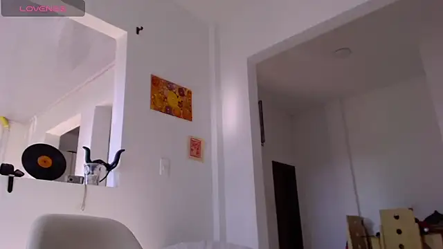 Maam_Ine webcam