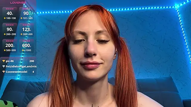 BlondeBun webcam