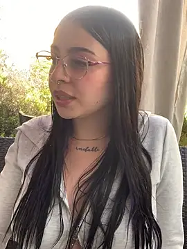 morgana_pink (Ask my age) - SPANK MY ASS UNTIL IS RED