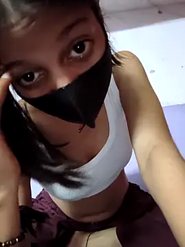 maahi213 webcam
