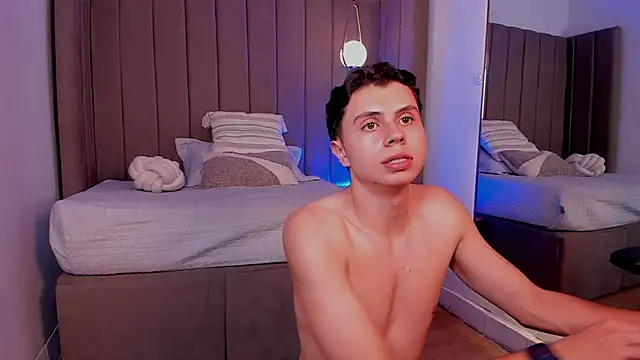 liam_salvatoree webcam