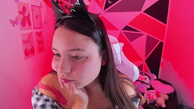 little_emma0 webcam