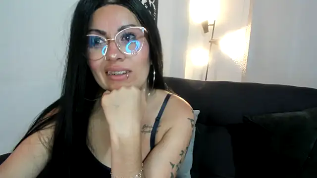 Tania_mature webcam