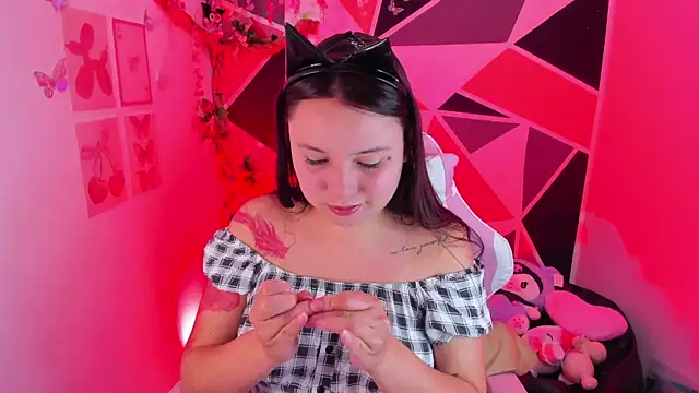 little_emma0 webcam