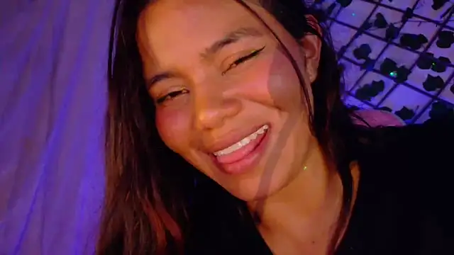 -Camila_ webcam