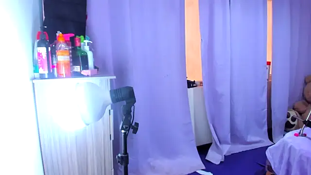 Luna_Analya webcam
