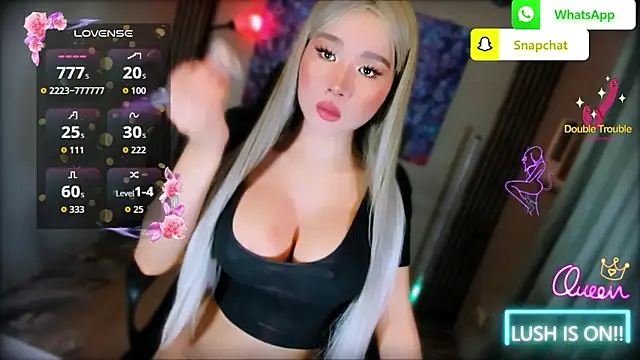 xBigSurpriseLorainex webcam