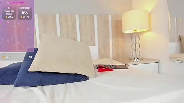 EmilySearss webcam