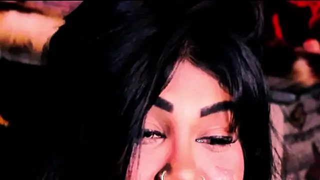 indian_dreamgirl webcam
