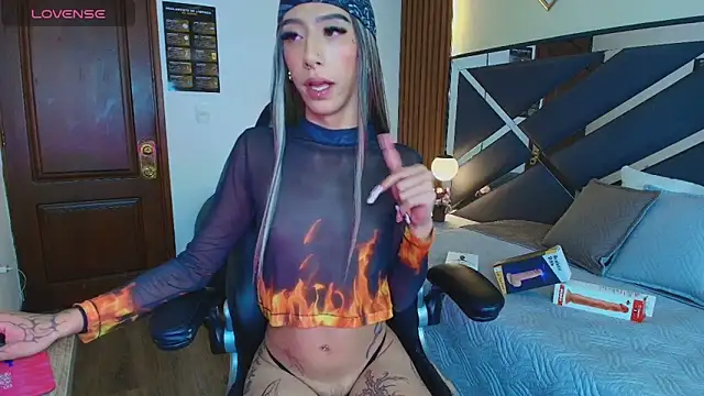 Smice - Trans webcam sex chat