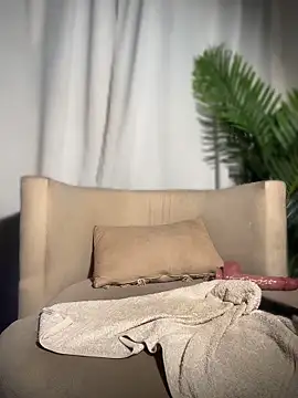 MiaFoxie_ webcam