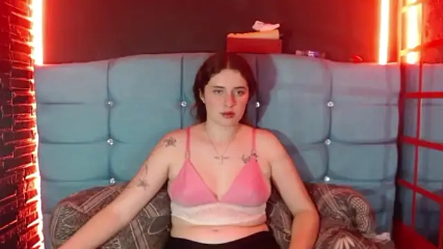 Cherry_Boom18 webcam