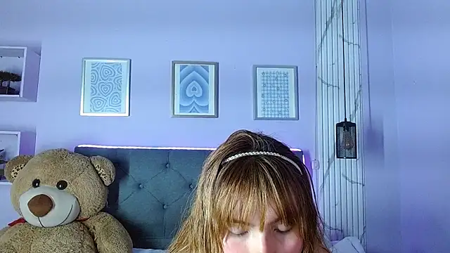 Celeste__London webcam