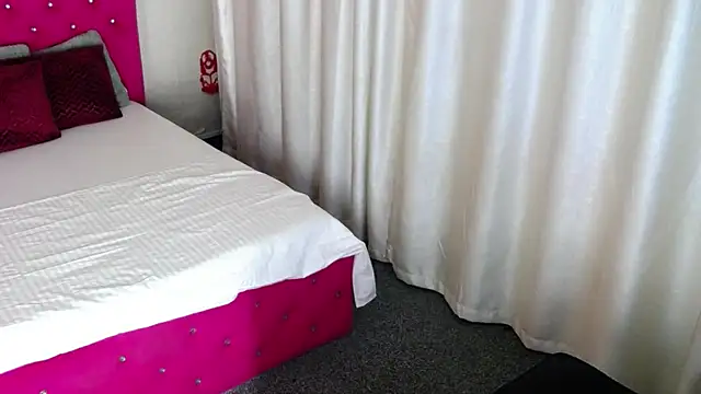 FrancescaFay webcam