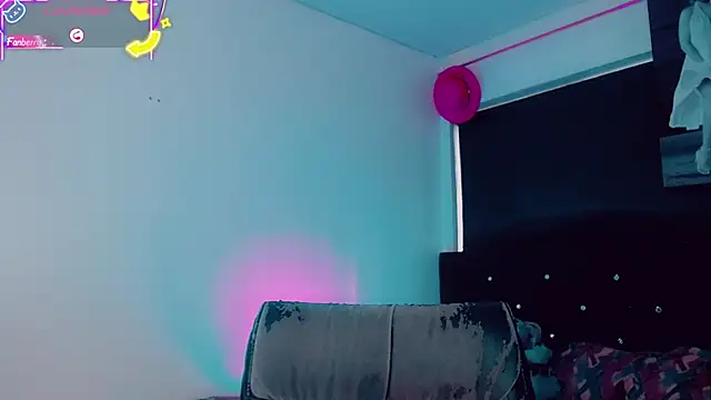 Kendall_hornyy webcam