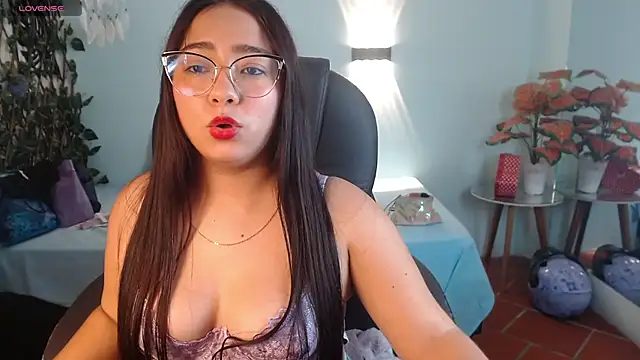 tinisweet webcam