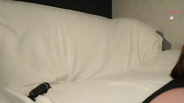 MeghanElson webcam