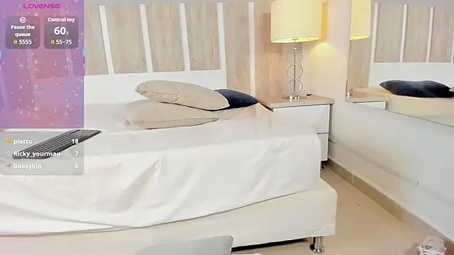 EmilySearss webcam